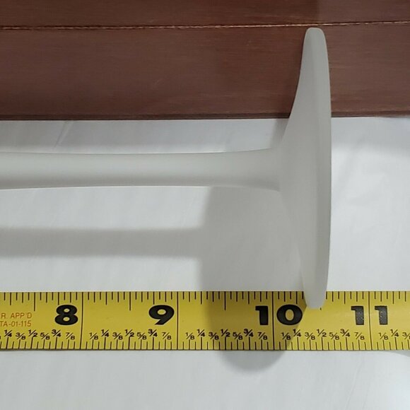 Vintage Colony Crystal Amaryllis Satin Fluted Champagne Glass frosted stem 1980 - Picture 8 of 8